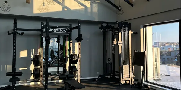 Sala privata de fitness cu echipamente moderne în Sector 5 , zona Cotroceni